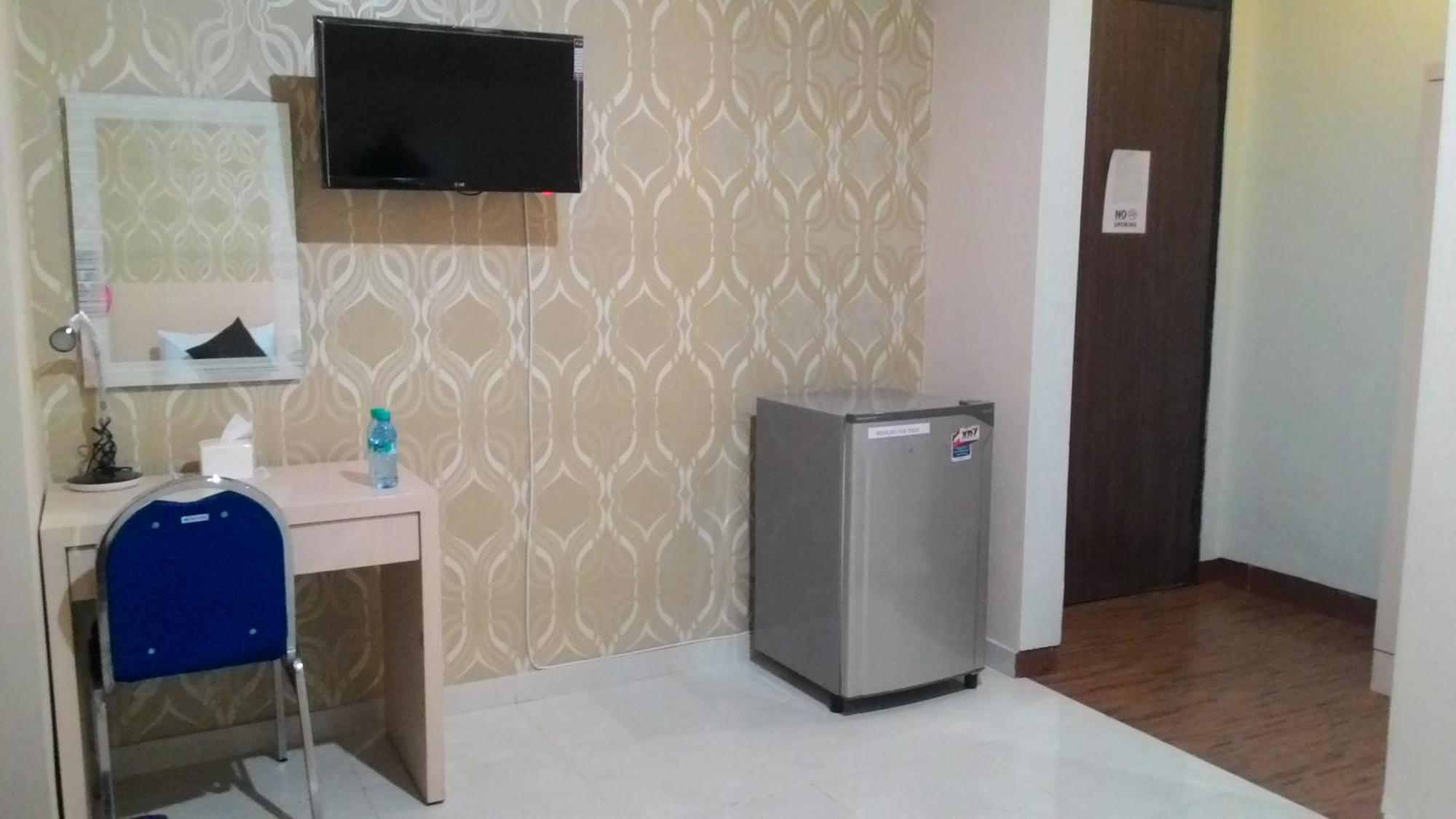 סוראבאיה Swk 95 Hotel מראה חיצוני תמונה